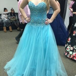 Prom/homecoming dress